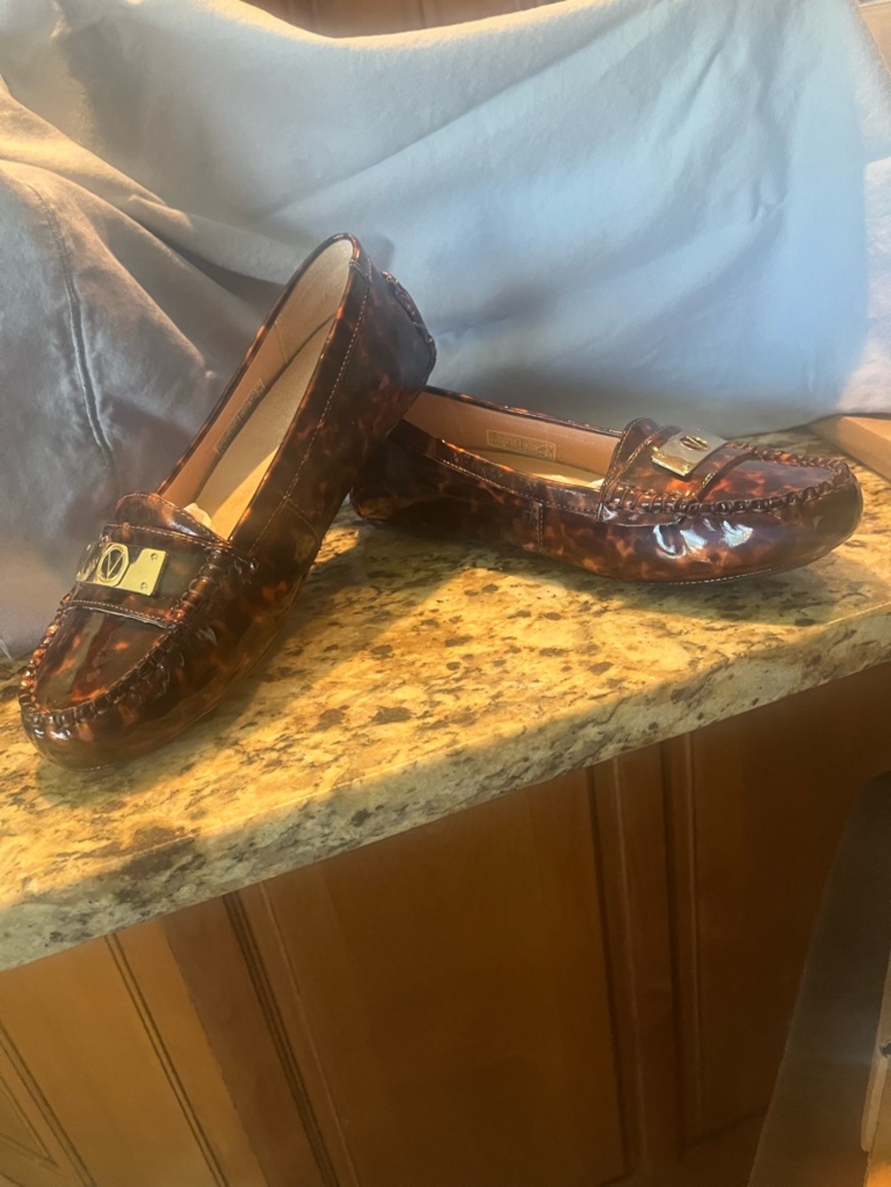 Vionic Tortoiseshell Patent Loafers in Dark Brown and Amber